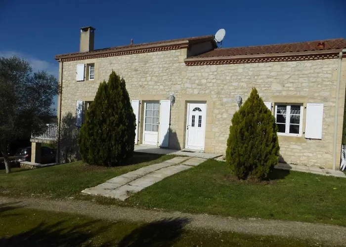 House In With Panoramic Views *